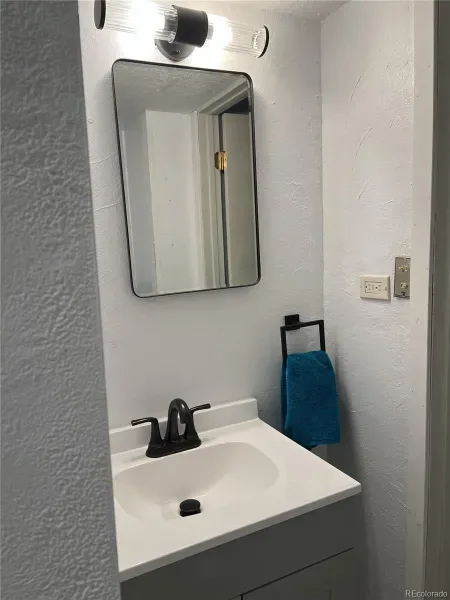 03262026155437 800 18