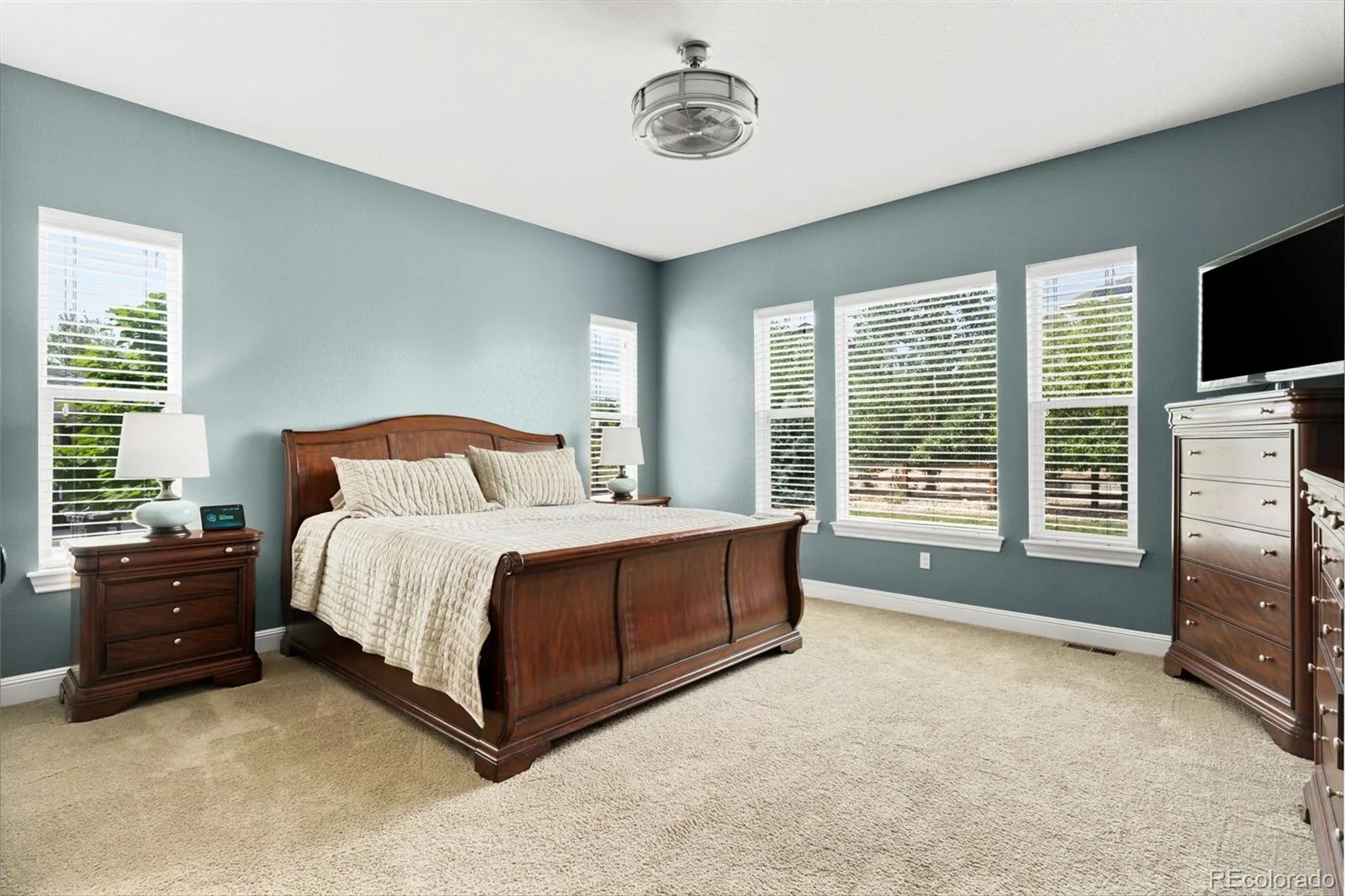 8465 Poppy Street Arvada CO 80007 | MLS #REC4744534 08272026175802 1600 22