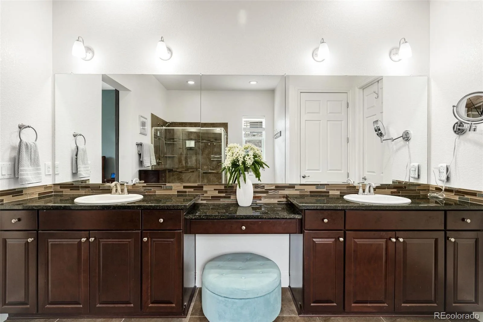 8465 Poppy Street Arvada CO 80007 | MLS #REC4744534 08272026175802 1600 25