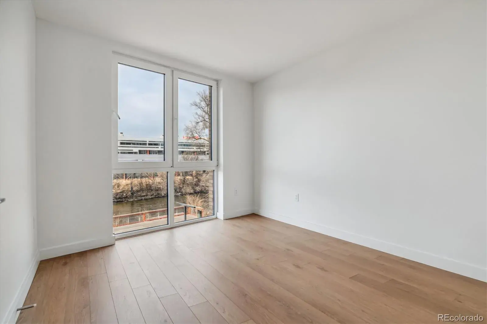 3575 Chestnut Place #402 Denver CO 80216 MLS #REC4744914 09072025222919 1600 11
