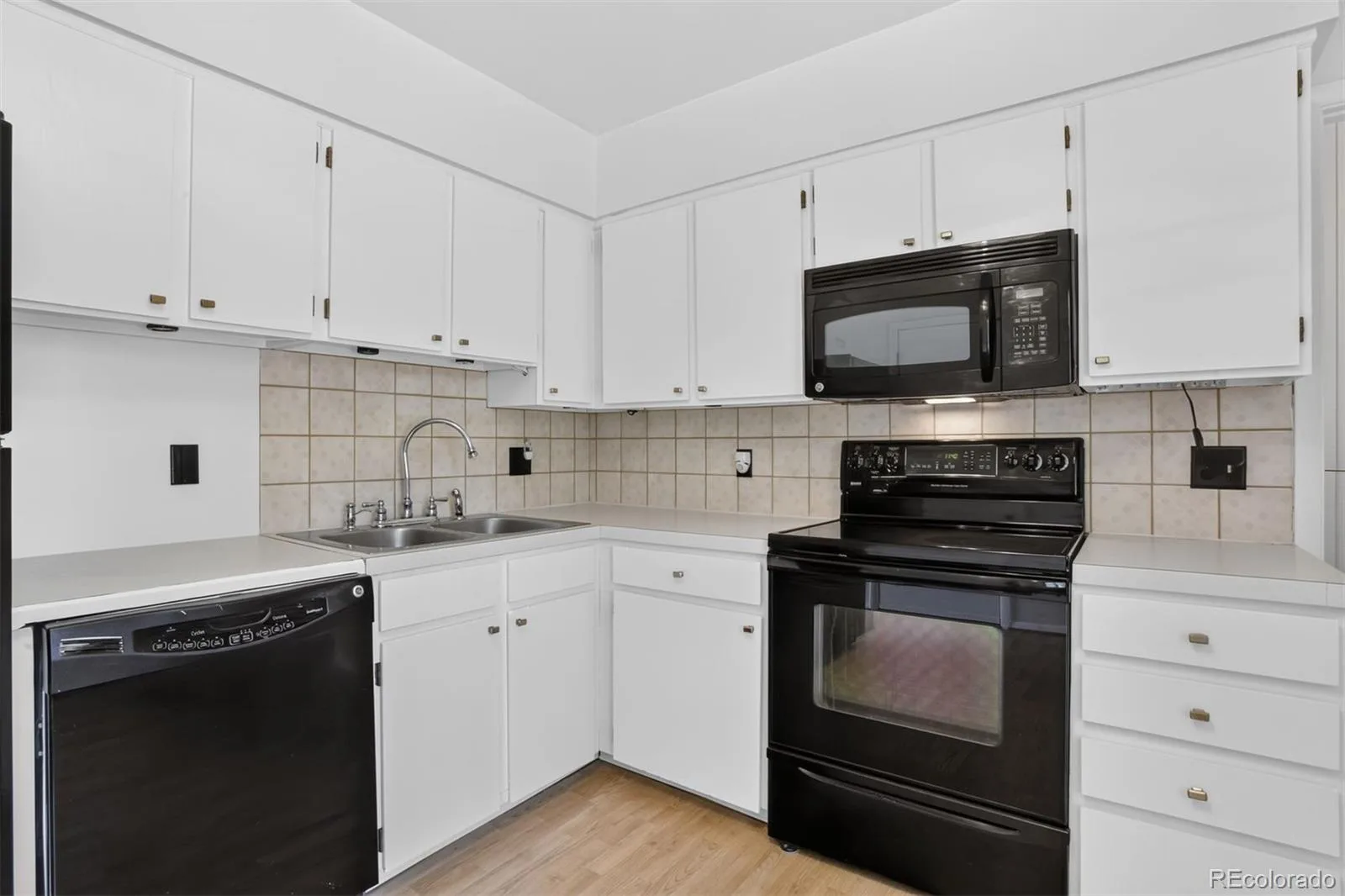 1755 Shallot Circle Lafayette CO 80026 | MLS #REC4745361 08052026174748 1600 6