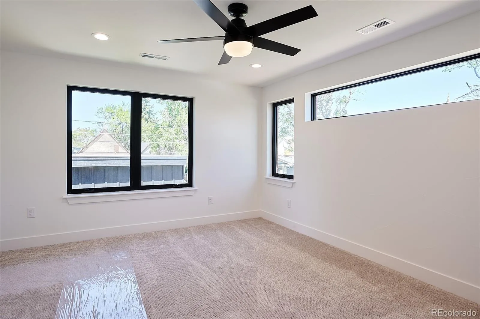 521 N Fox Denver CO 80204 MLS #REC4746089 05162026050714 1600 12