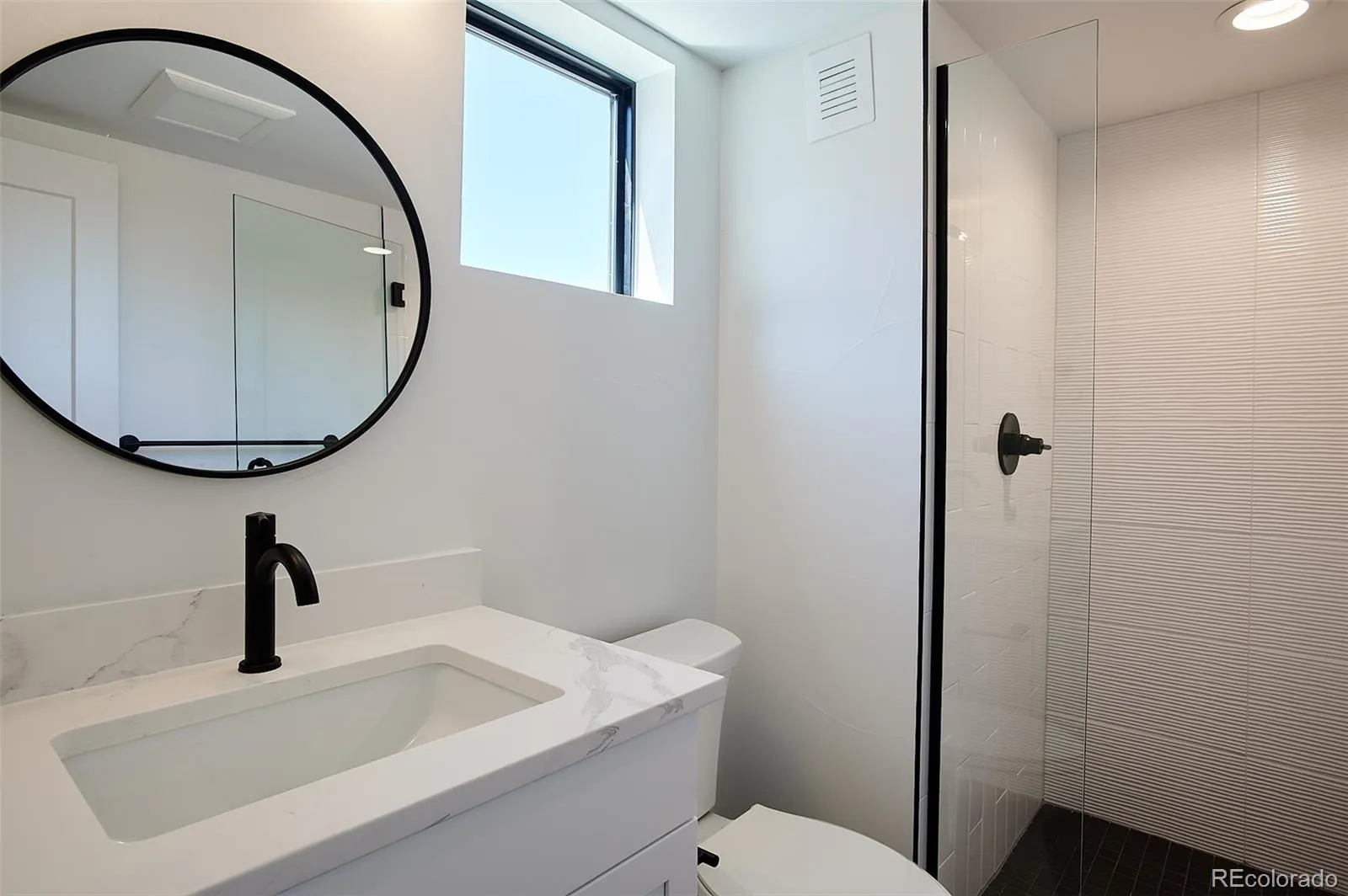 521 N Fox Denver CO 80204 MLS #REC4746089 05162026050714 1600 23