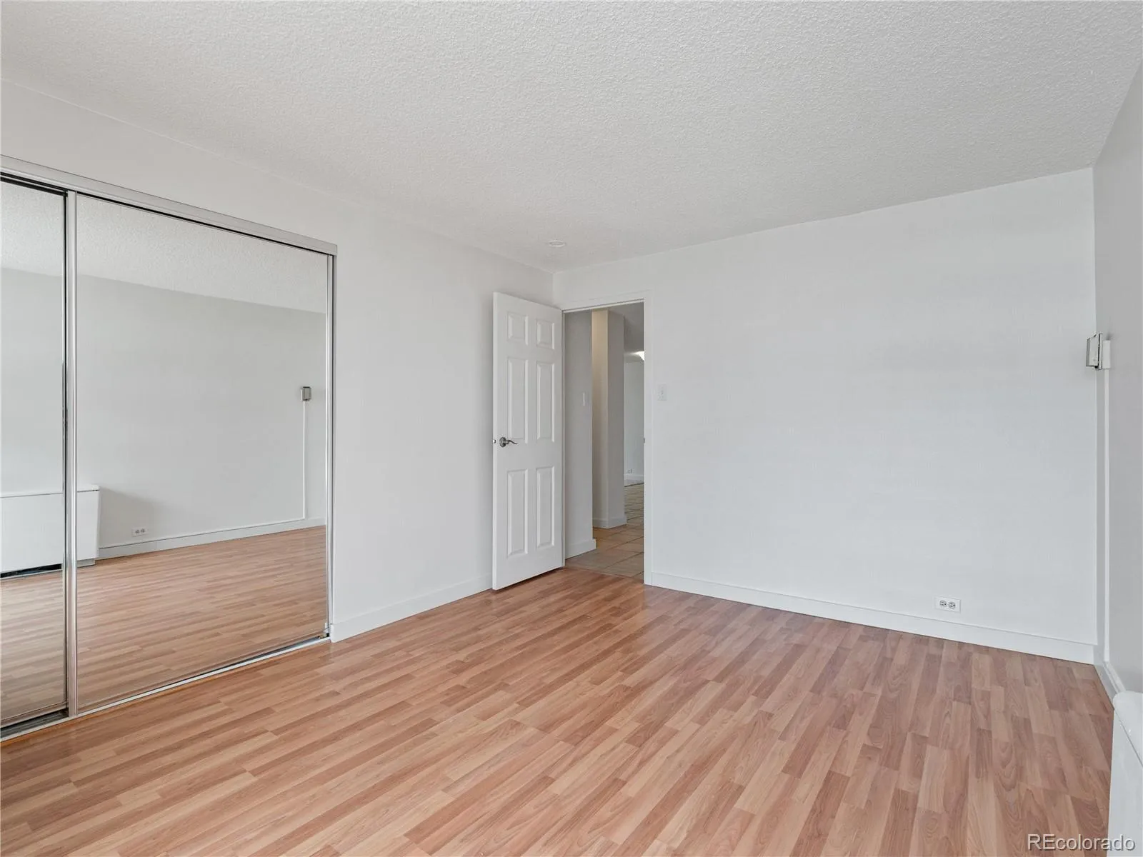 2225 Buchtel Boulevard #601 Denver CO 80210 MLS #REC4746853 04102026183125 1600 10