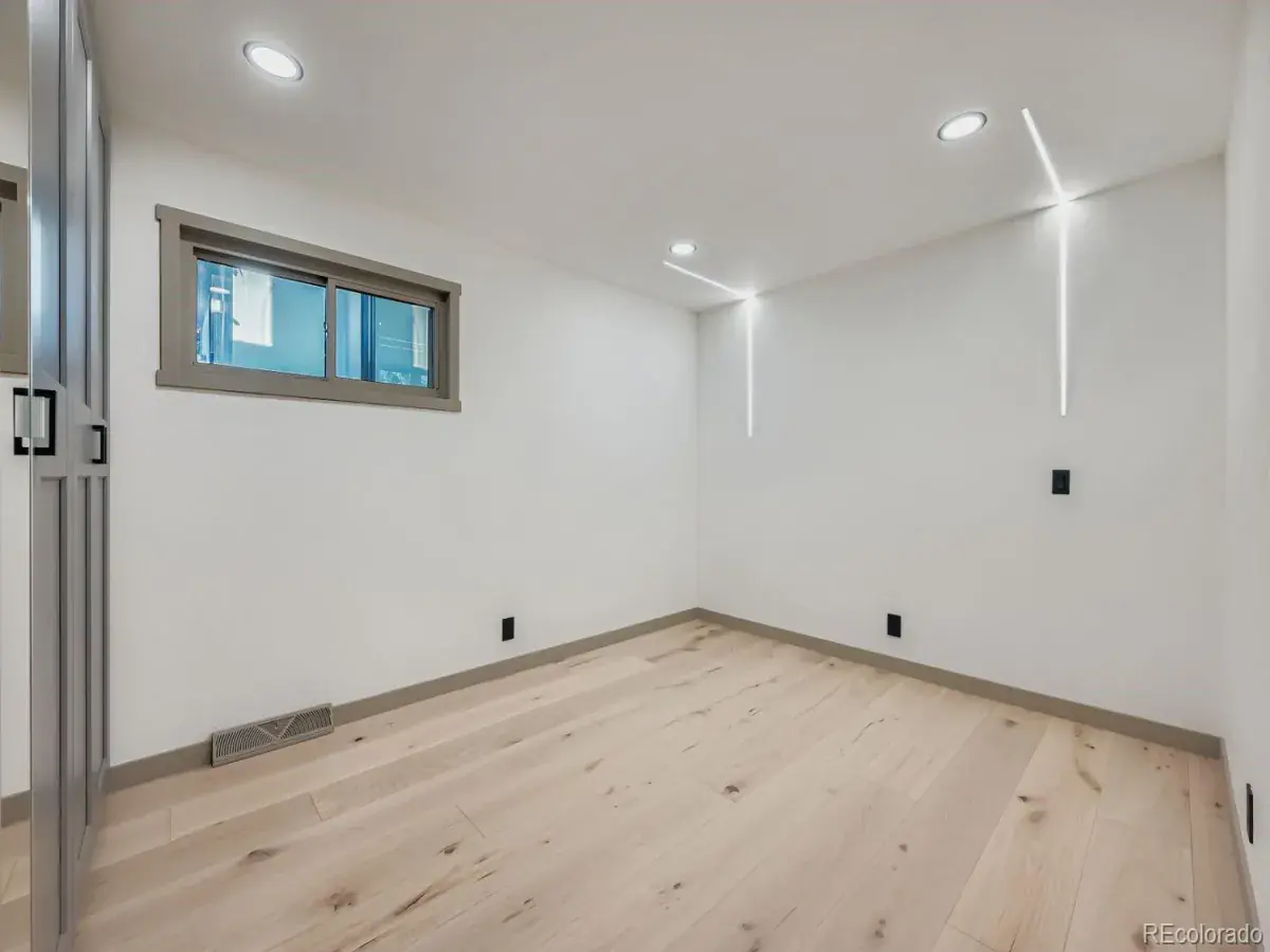 08142025213948 1200 12