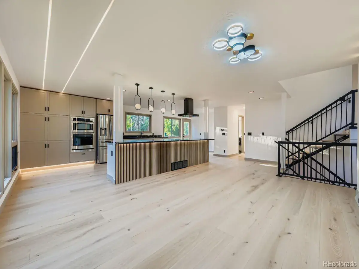 08142025213948 1200 17