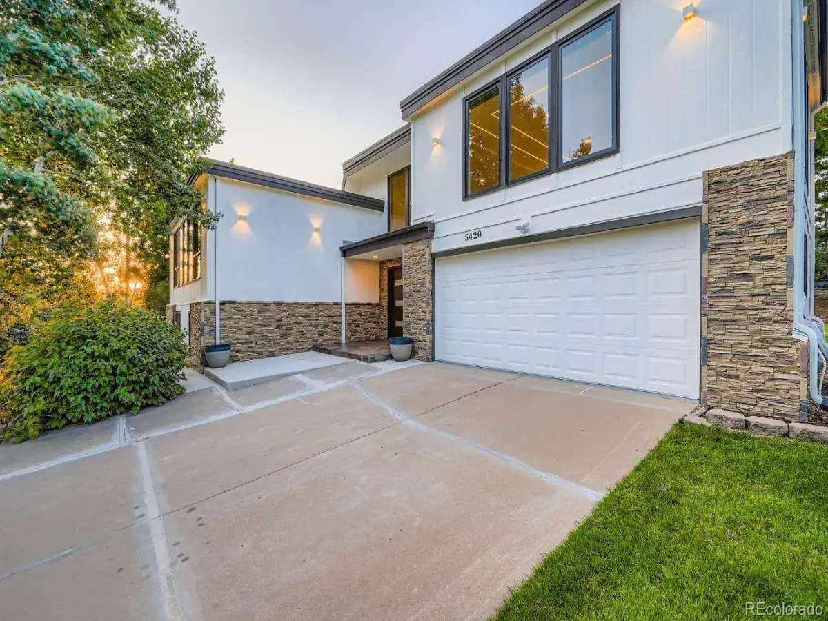 08142025213948 1200 2