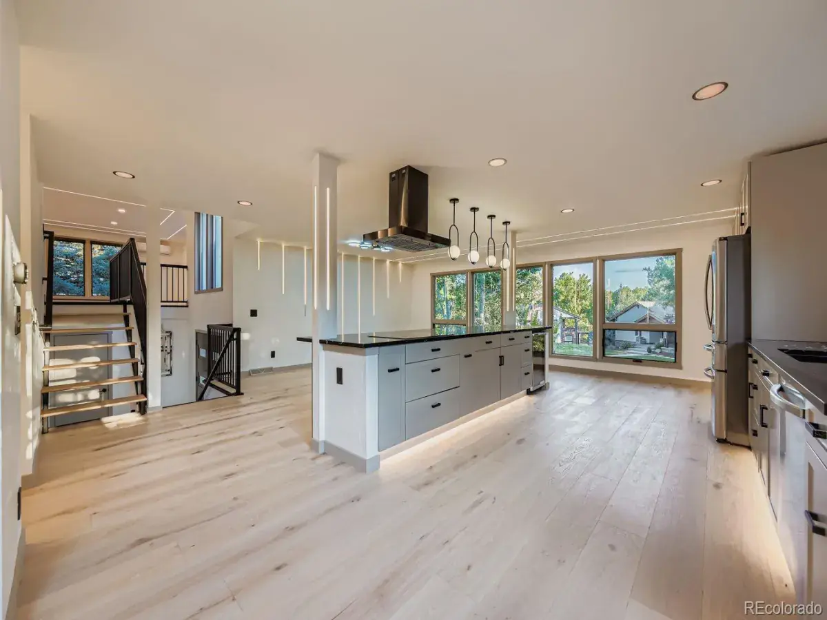 08142025213948 1200 21