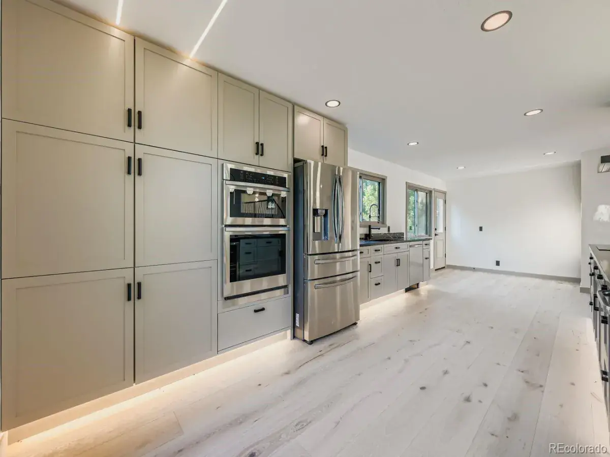 08142025213948 1200 22