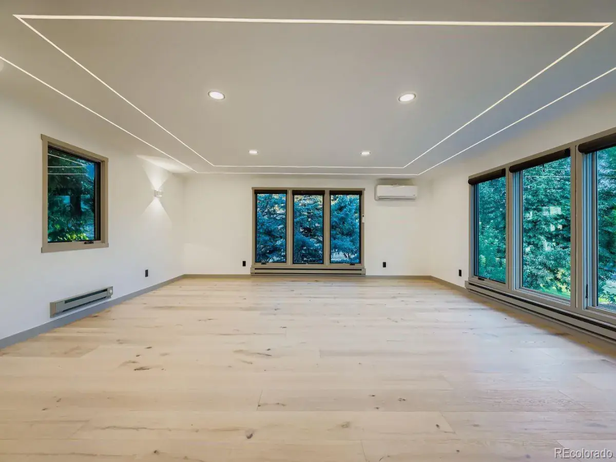 08142025213948 1200 24