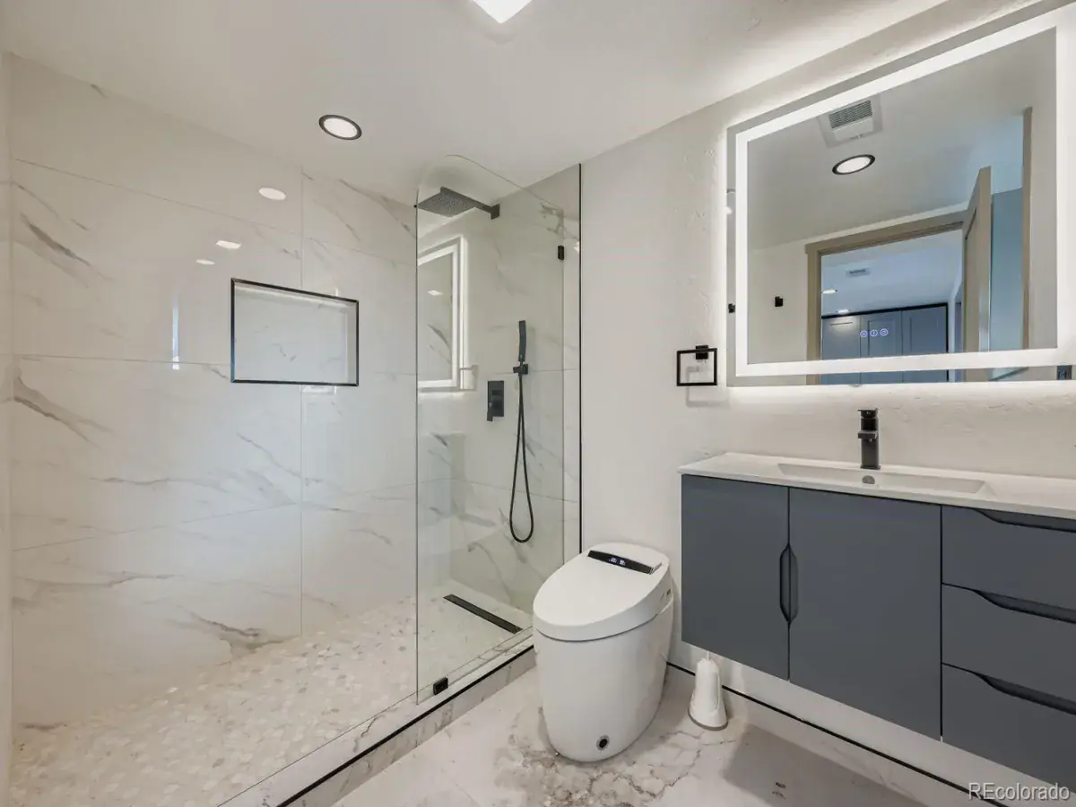 08142025213948 1200 30