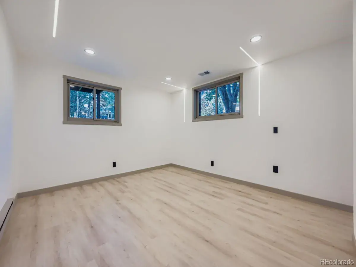 08142025213948 1200 32