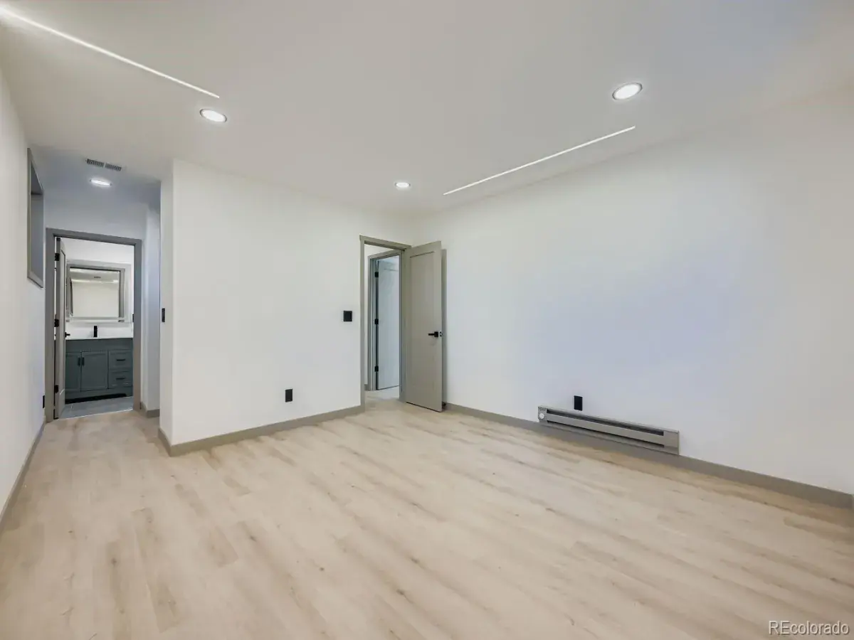 08142025213948 1200 33