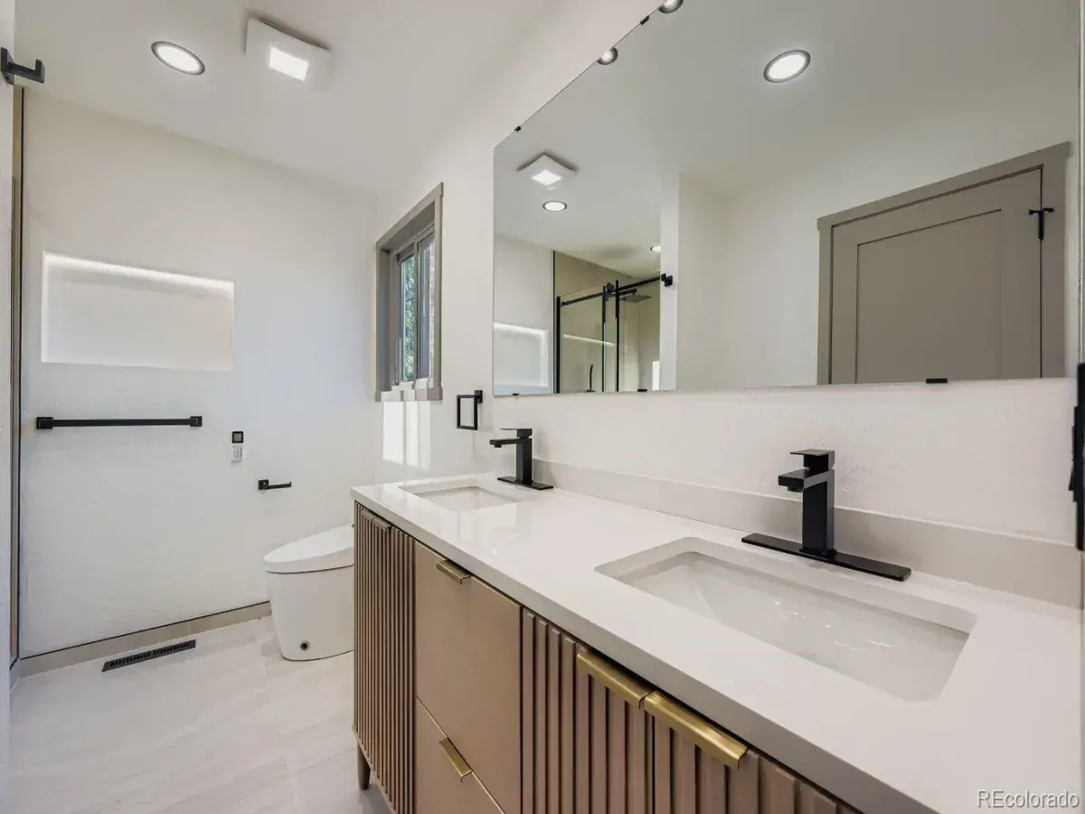 08142025213948 1200 9