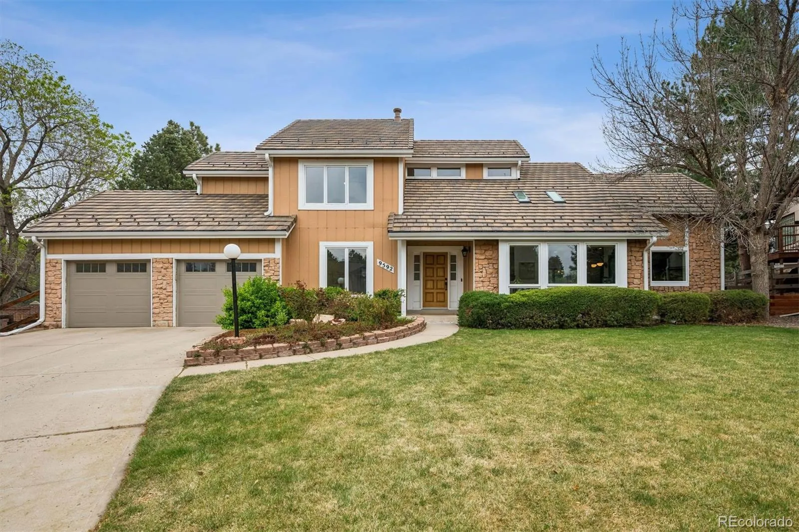 04162026174039 1600 1