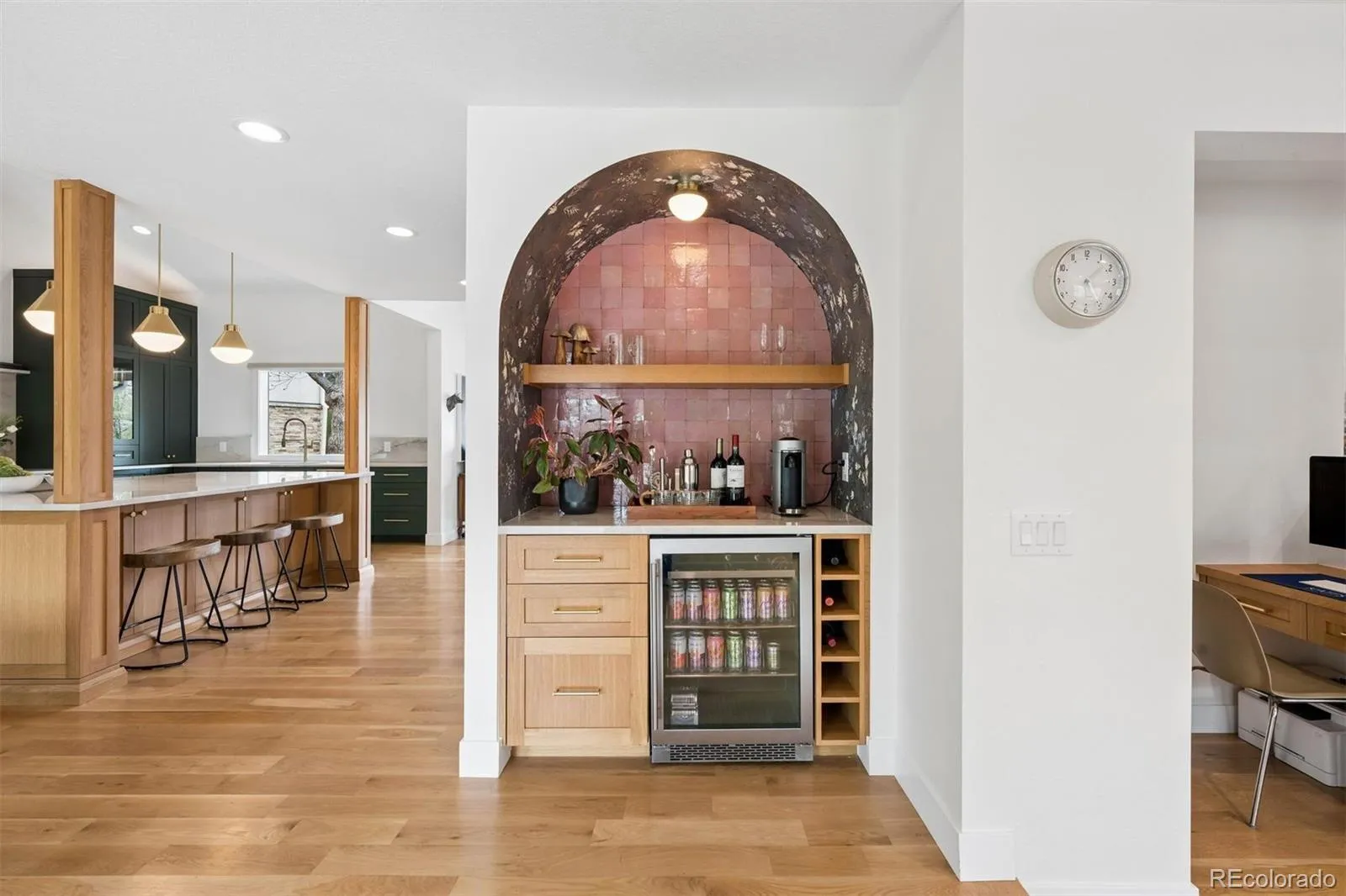 04162026174039 1600 11