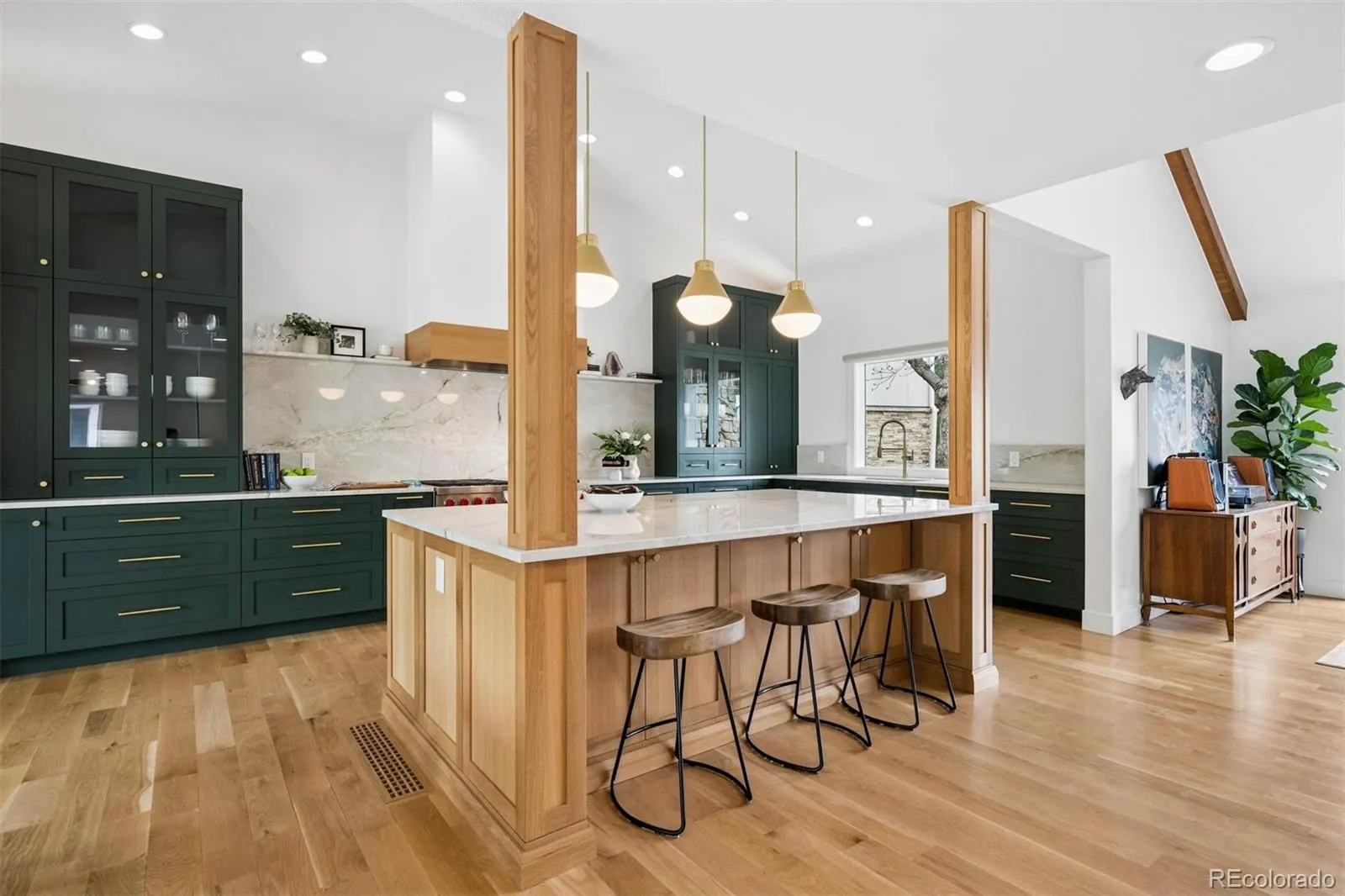 04162026174039 1600 5