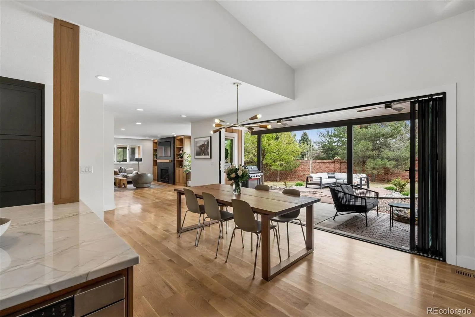 04162026174039 1600 9