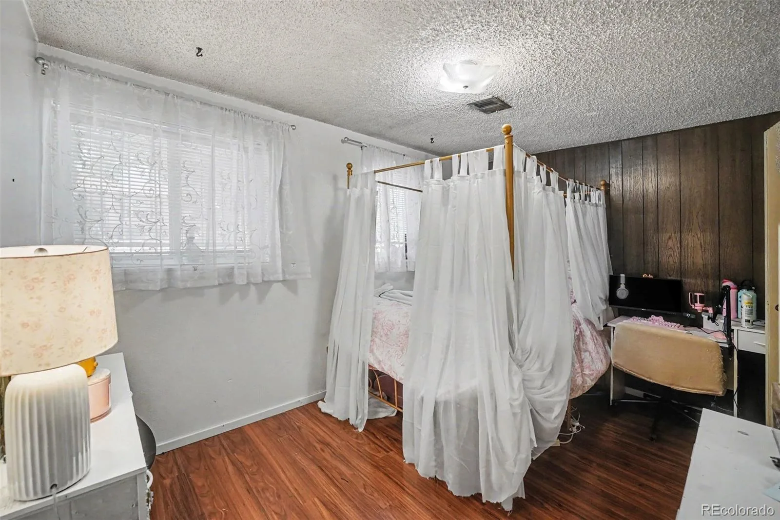 11239 E Center Avenue Aurora CO 80012 MLS #REC4752274 06122026080919 1600 15