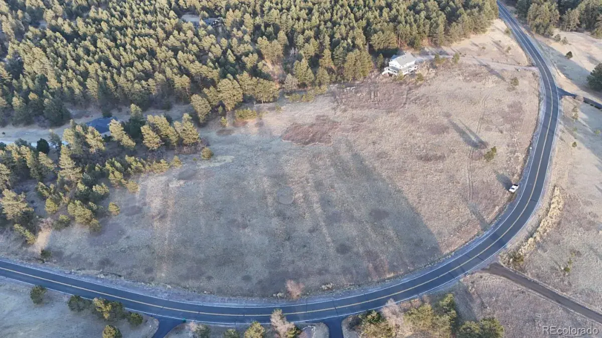 11069 Tomichi Drive Franktown CO 80116 | MLS #REC4753427 02222026213411 1200 7
