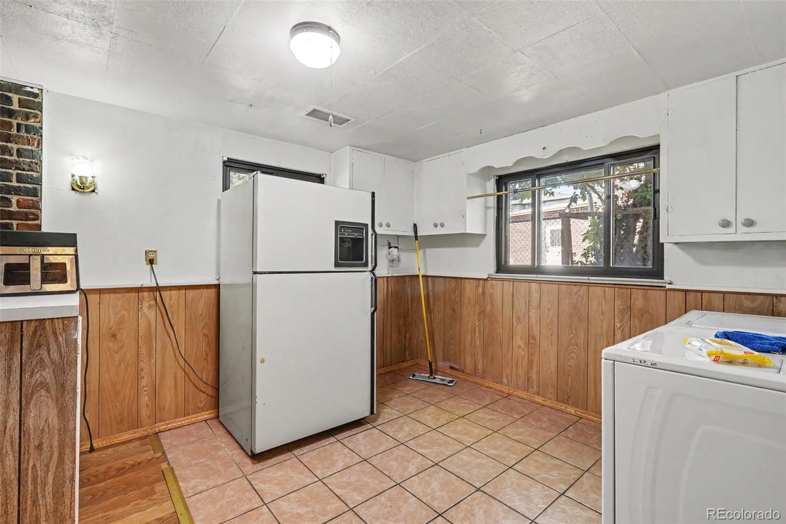 2383 Oakland Street Aurora CO 80010 | MLS #REC4754100 10092026035058 1600 18