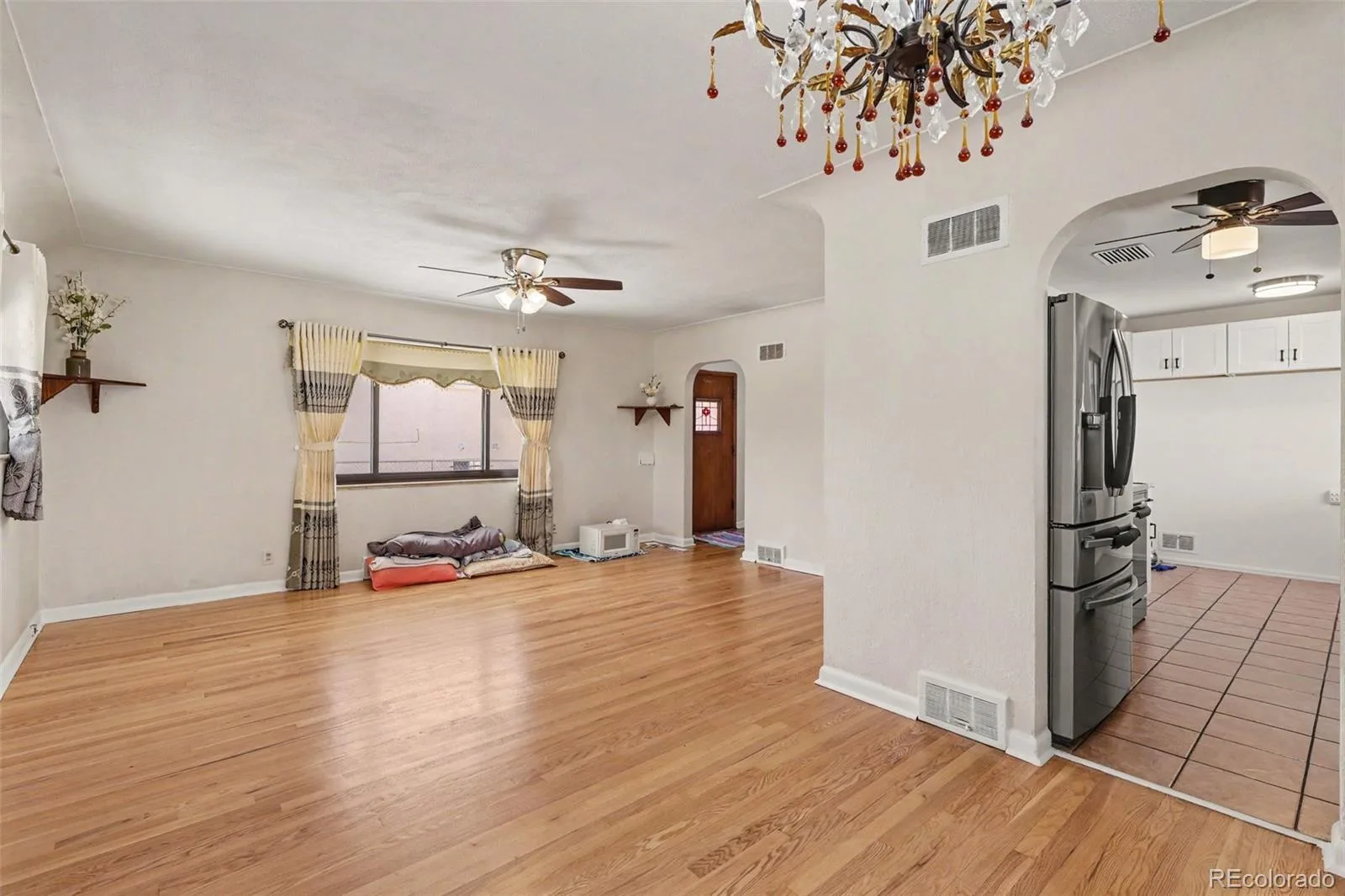 2383 Oakland Street Aurora CO 80010 | MLS #REC4754100 10092026035058 1600 4