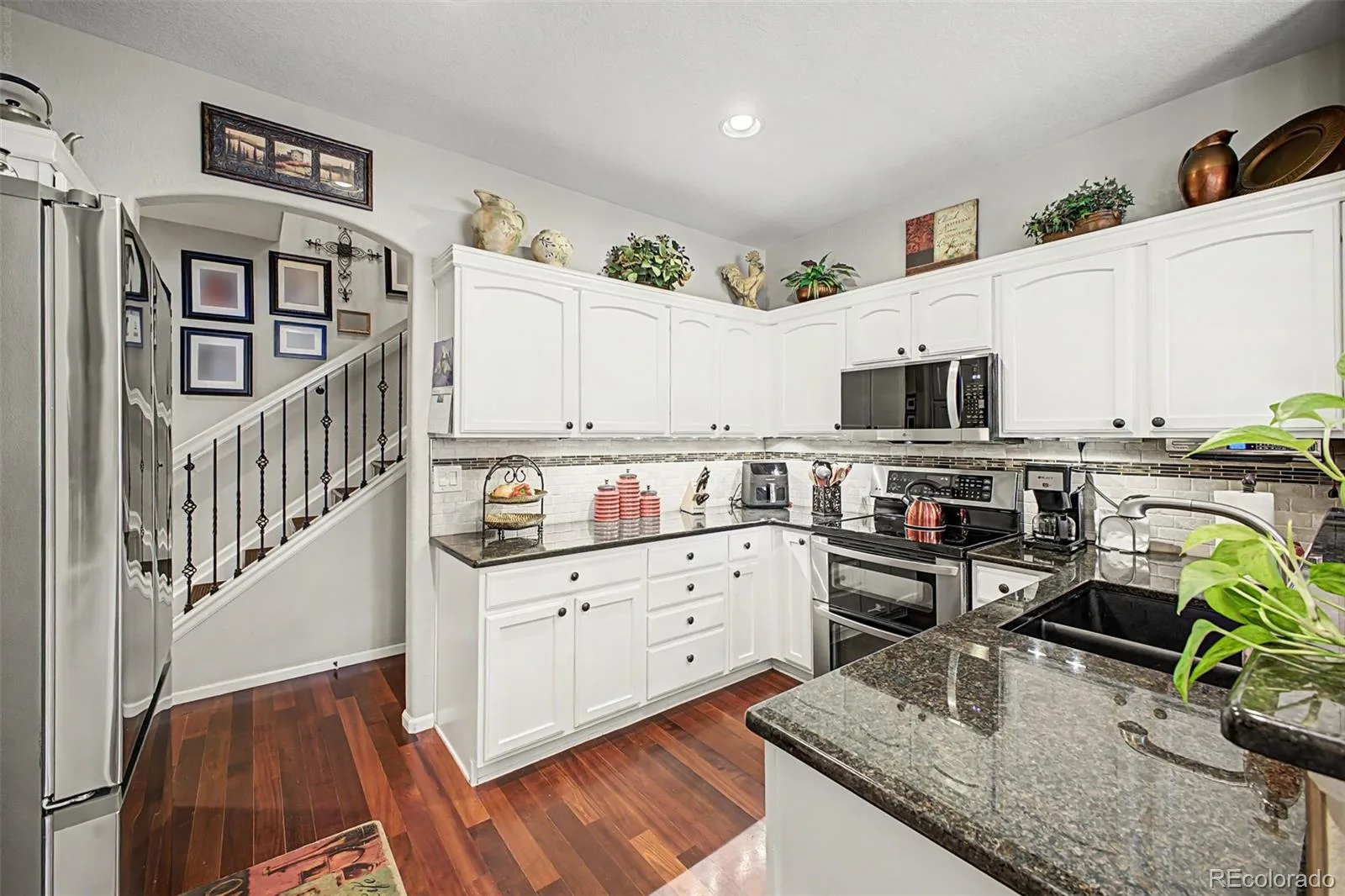 4 Whitehaven Circle Highlands Ranch CO 80129 | MLS #REC4754329 08202026211613 1600 7