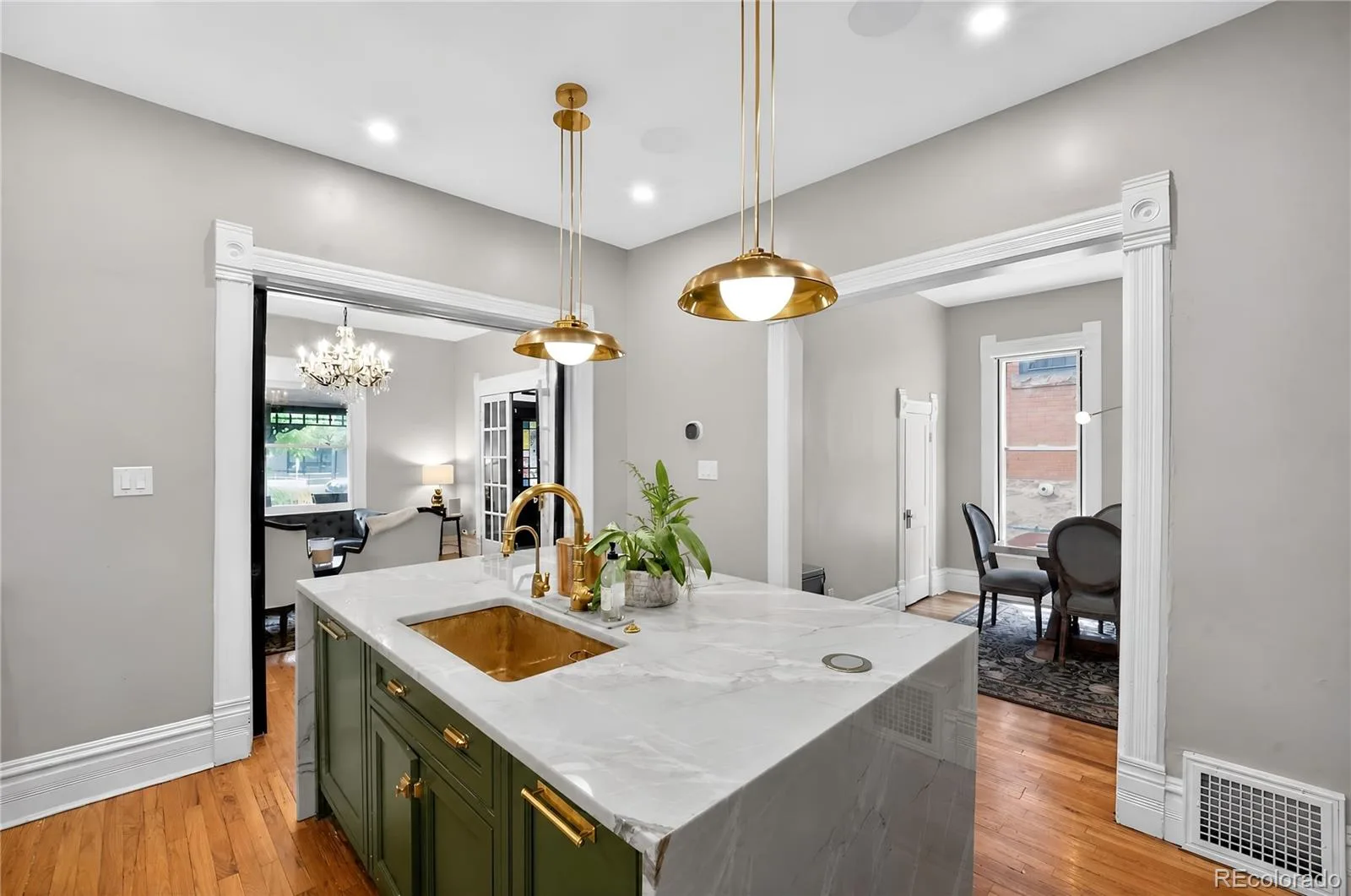 2129 N Downing Street Denver CO 80205 MLS #REC4754729 06102026211816 1600 10
