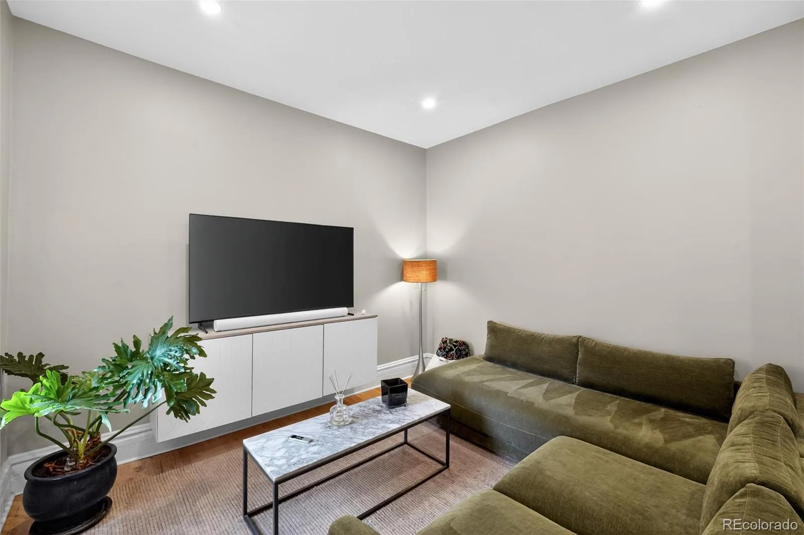 2129 N Downing Street Denver CO 80205 MLS #REC4754729 06102026211816 1600 6