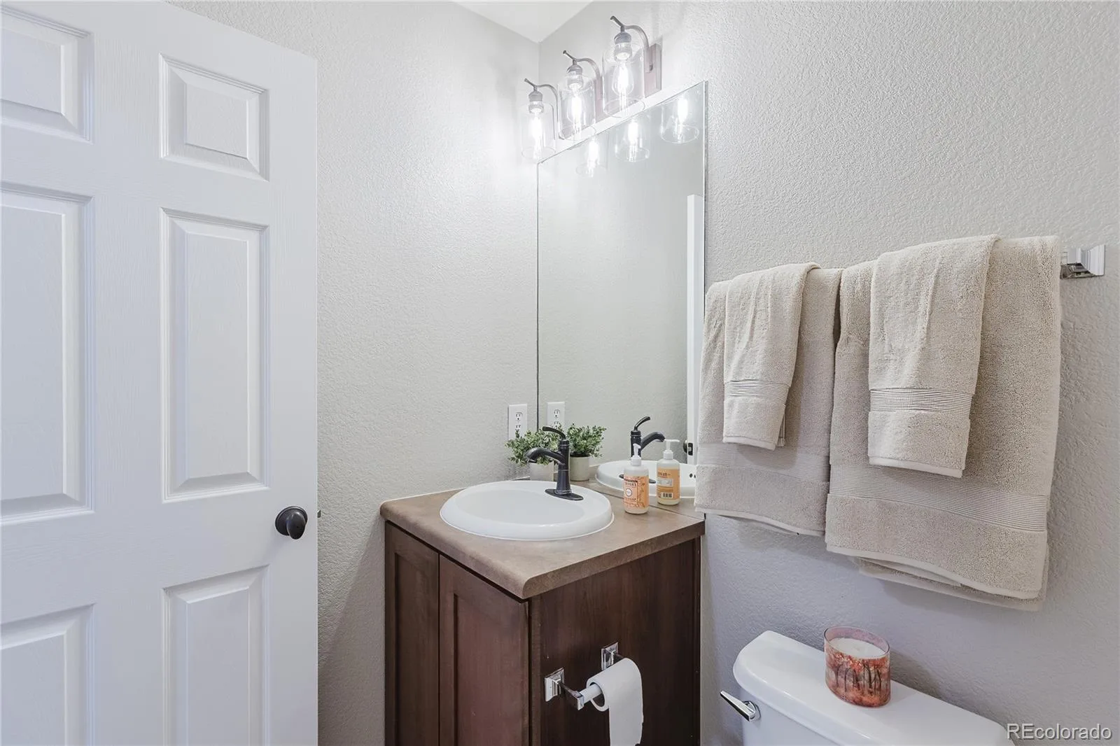 619 Hanging Rock Place Castle Rock CO 80108 | MLS #REC4756927 08072026185059 1600 22