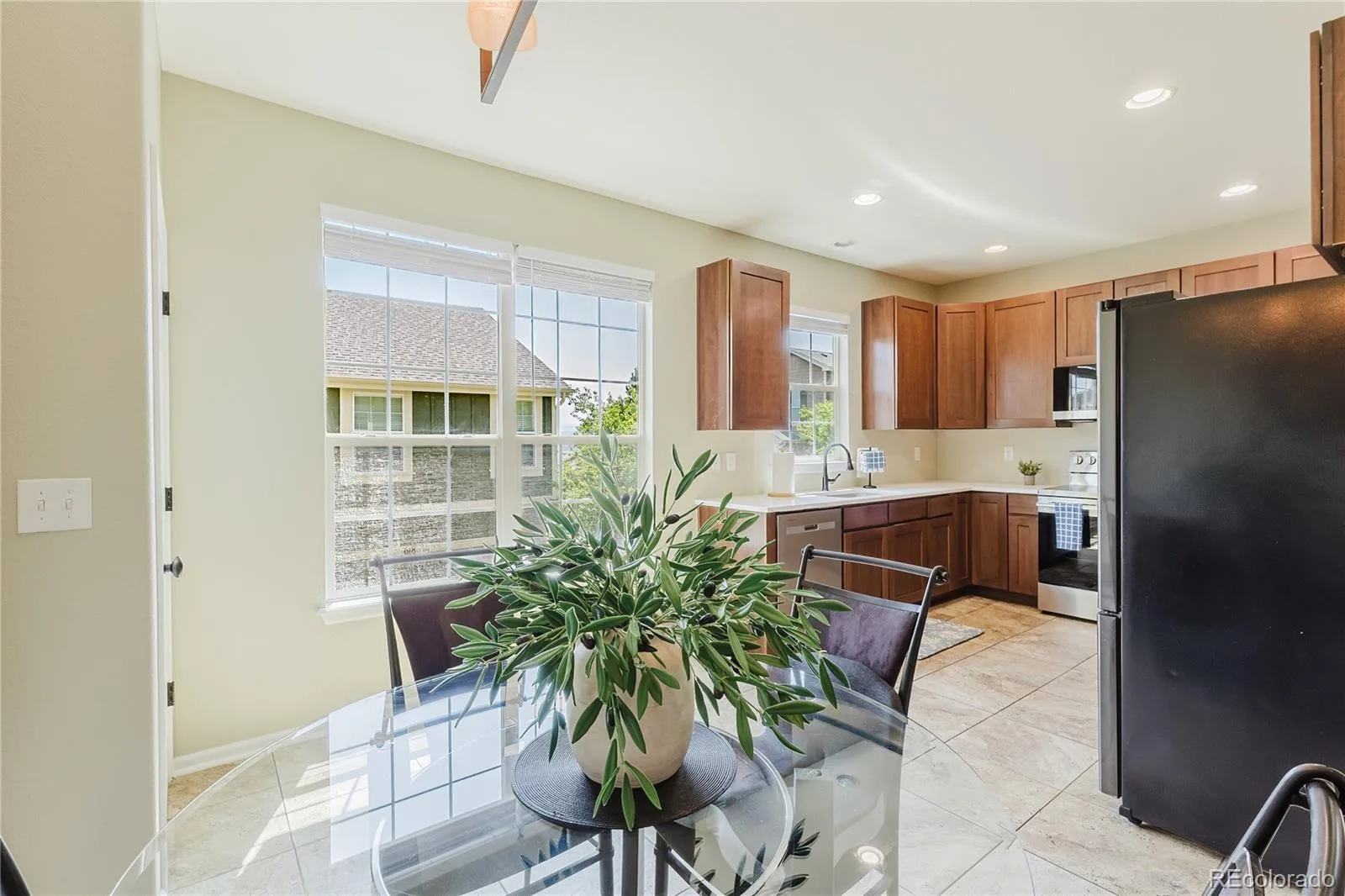 619 Hanging Rock Place Castle Rock CO 80108 | MLS #REC4756927 08072026185059 1600 6