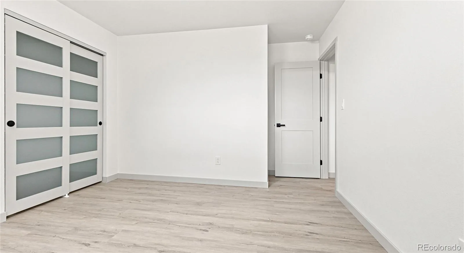 9491 W Jewell Place Lakewood CO 80227 | MLS #REC4757099 08272026185617 1600 12
