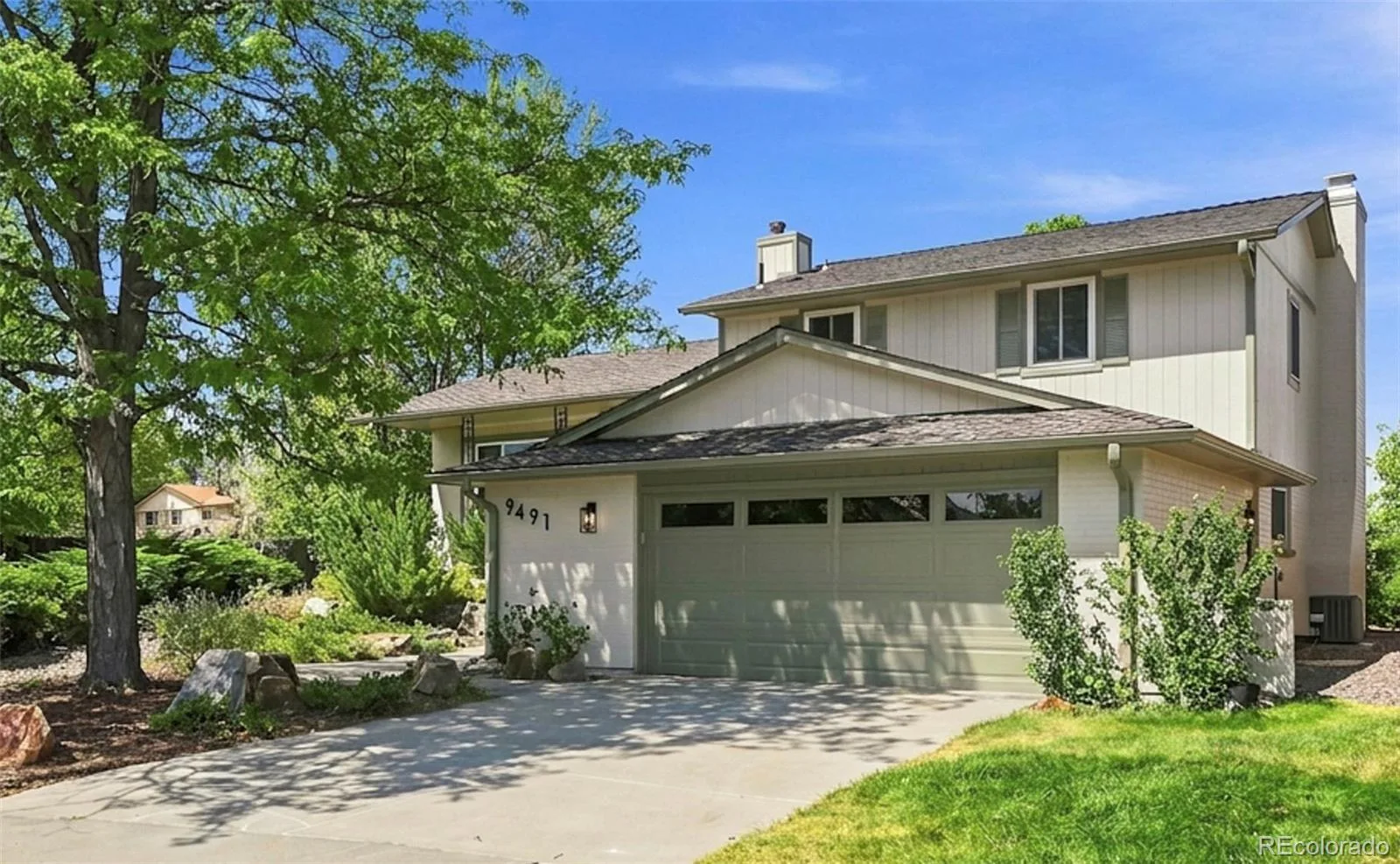 9491 W Jewell Place Lakewood CO 80227 | MLS #REC4757099 08272026185617 1600 25