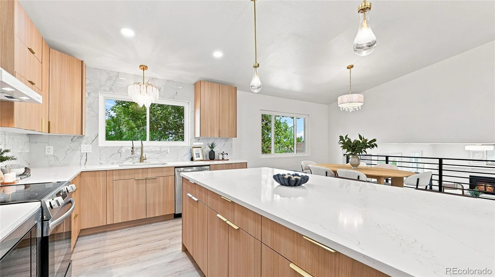 9491 W Jewell Place Lakewood CO 80227 | MLS #REC4757099 08272026185617 1600 5