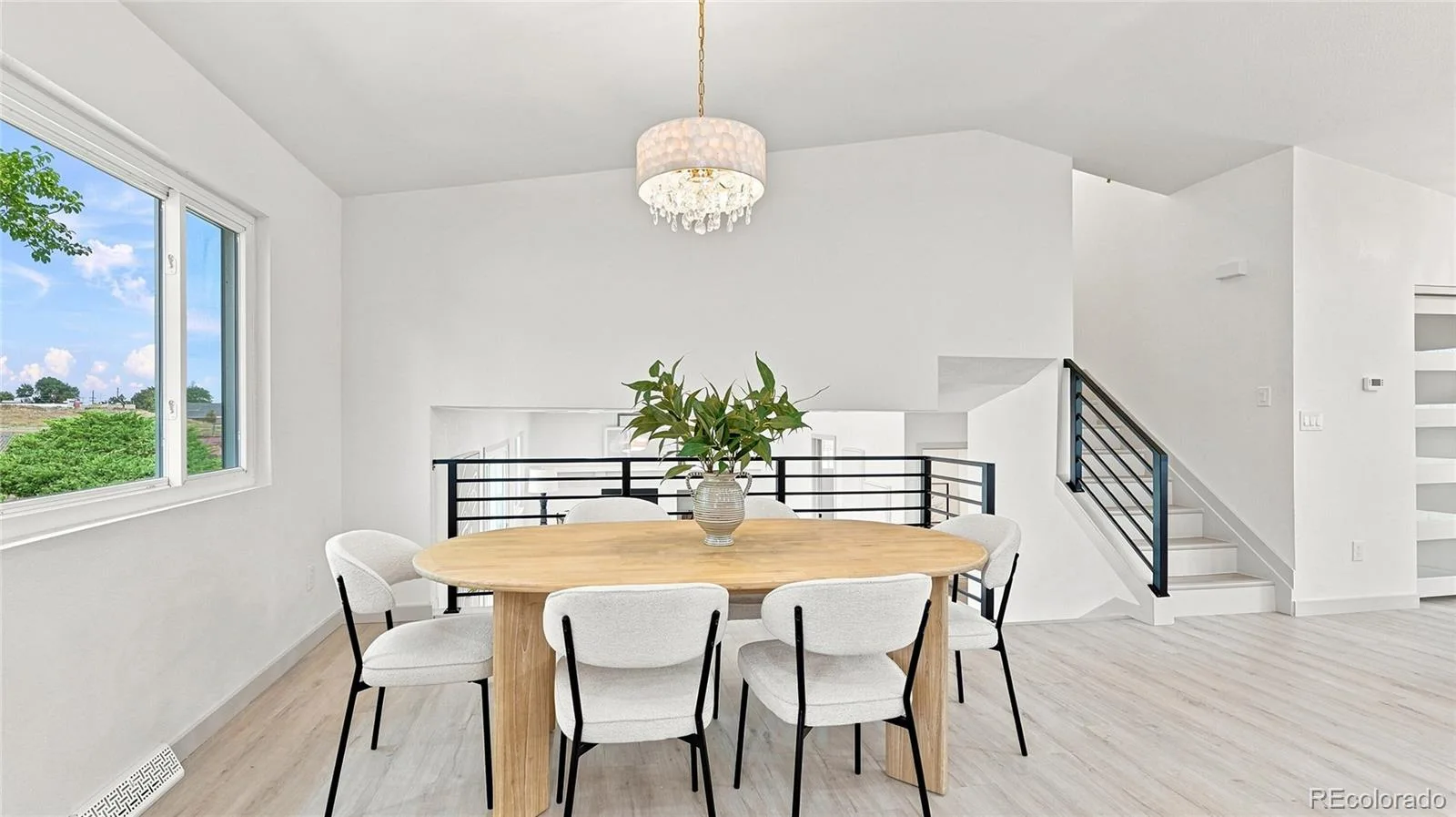 9491 W Jewell Place Lakewood CO 80227 | MLS #REC4757099 08272026185617 1600 7