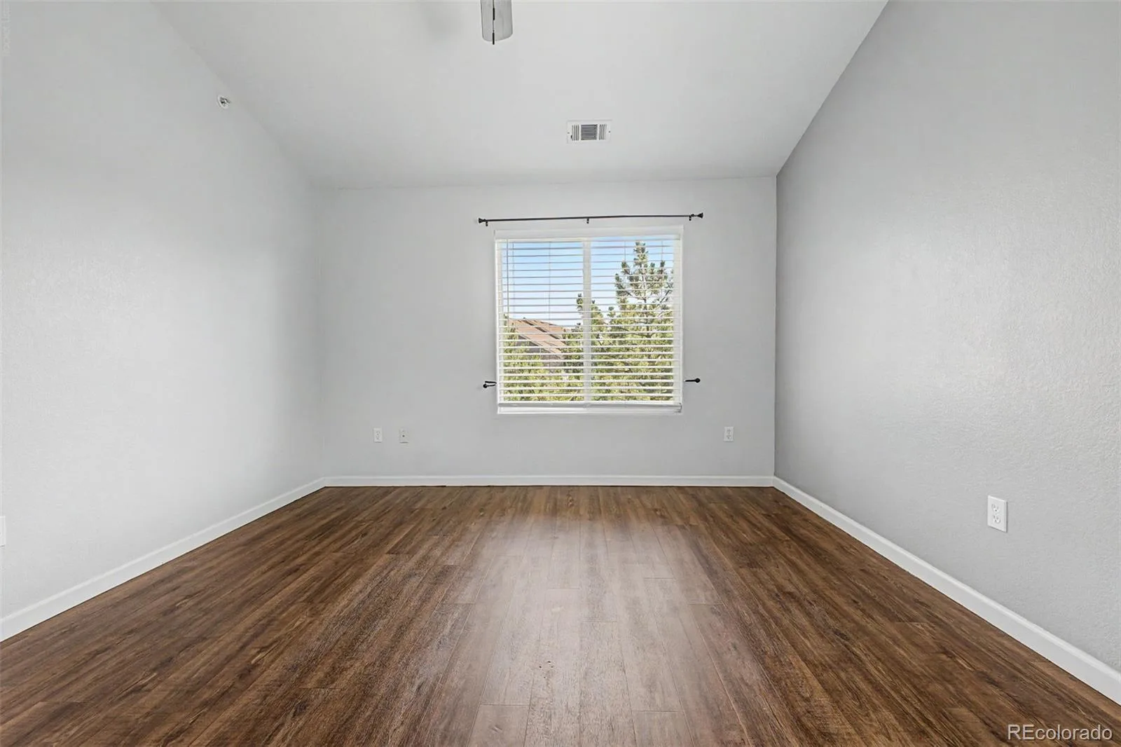 7429 S Alkire Street #306 Littleton CO 80127 | MLS #REC4761230 07232026173856 1600 14