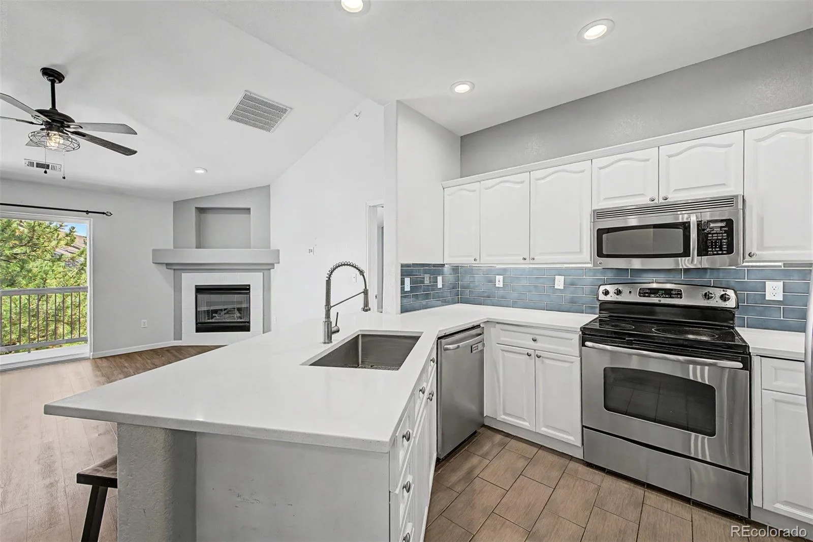 7429 S Alkire Street #306 Littleton CO 80127 | MLS #REC4761230 07232026173856 1600 2