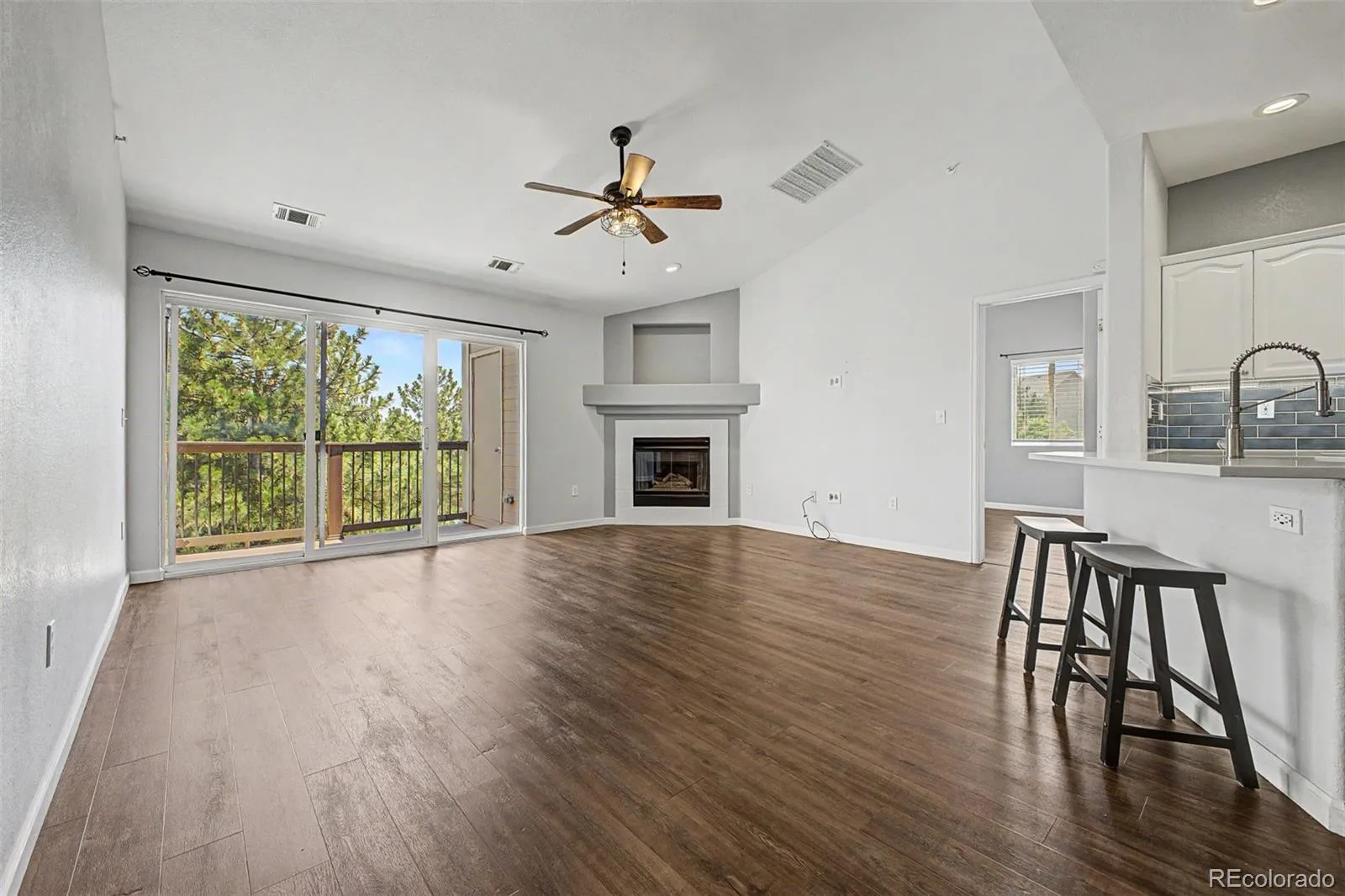 7429 S Alkire Street #306 Littleton CO 80127 | MLS #REC4761230 07232026173856 1600 5