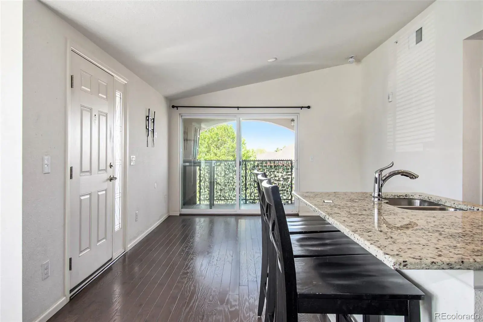 15165 E 16th Place #203 Aurora CO 80011 MLS #REC4761492 02032026192718 1600 3