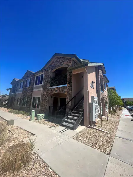 15165 E 16th Place #203 Aurora CO 80011 MLS #REC4761492 02032026192718 800 23