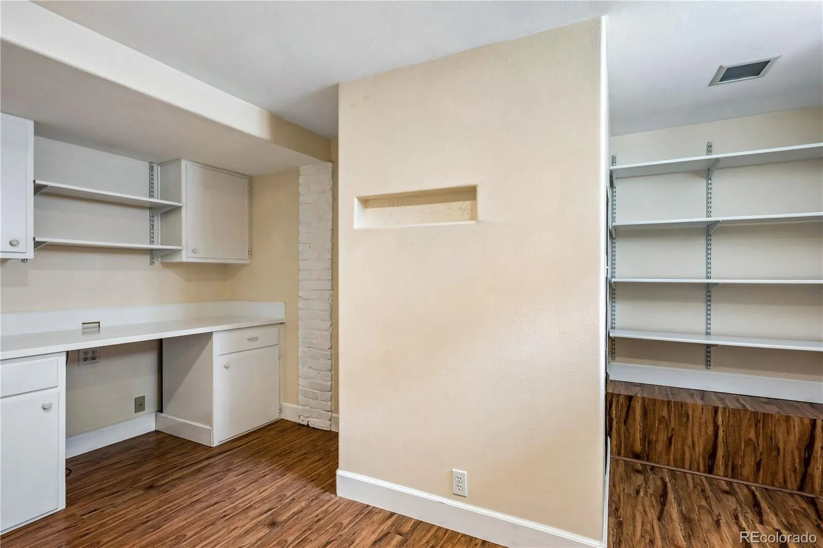 1248 Hudson Street Denver CO 80220 MLS #REC4762229 05092026021516 1600 24