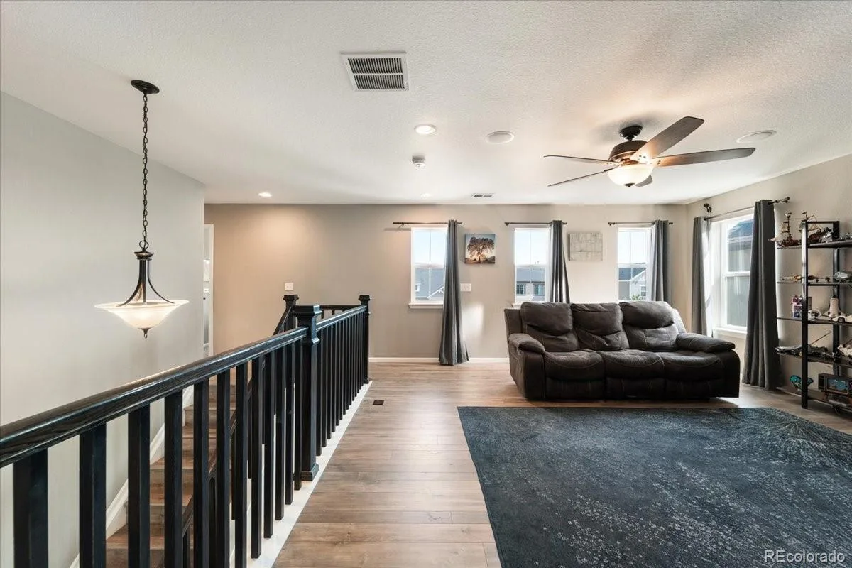 8480 Arapahoe Peak Street Littleton CO 80125 | MLS #REC4763732 08072026154204 1200 27