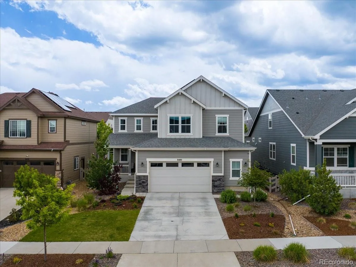 8480 Arapahoe Peak Street Littleton CO 80125 | MLS #REC4763732 08072026154204 1200 45