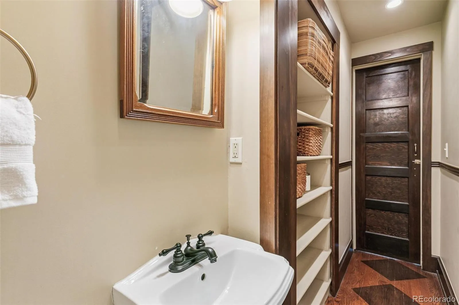 1401 Madison Street Denver CO 80206 MLS #REC4764496 05202026194807 1600 17
