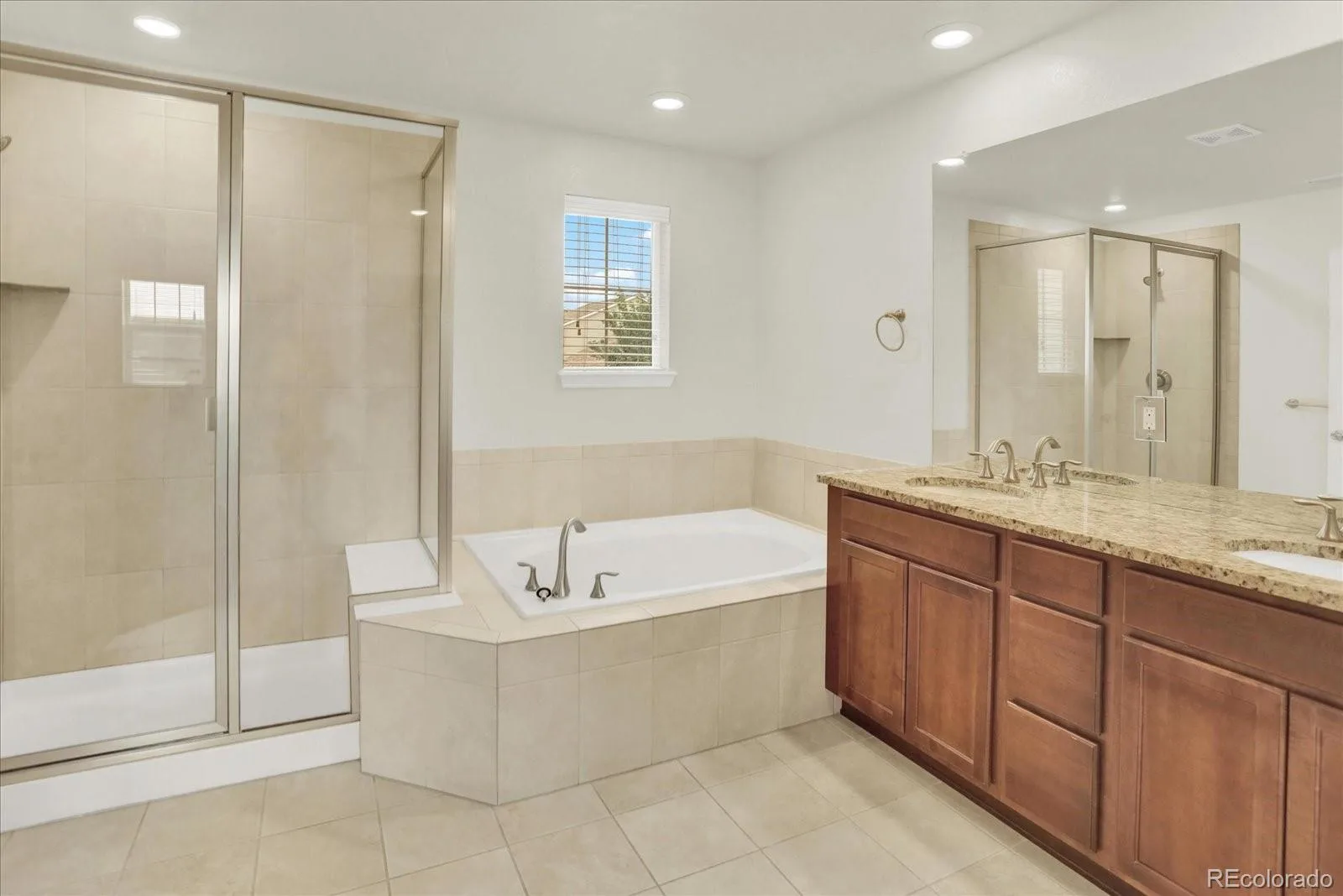 14822 Vienna Circle Parker CO 80134 MLS #REC4766885 07162026224716 1600 20