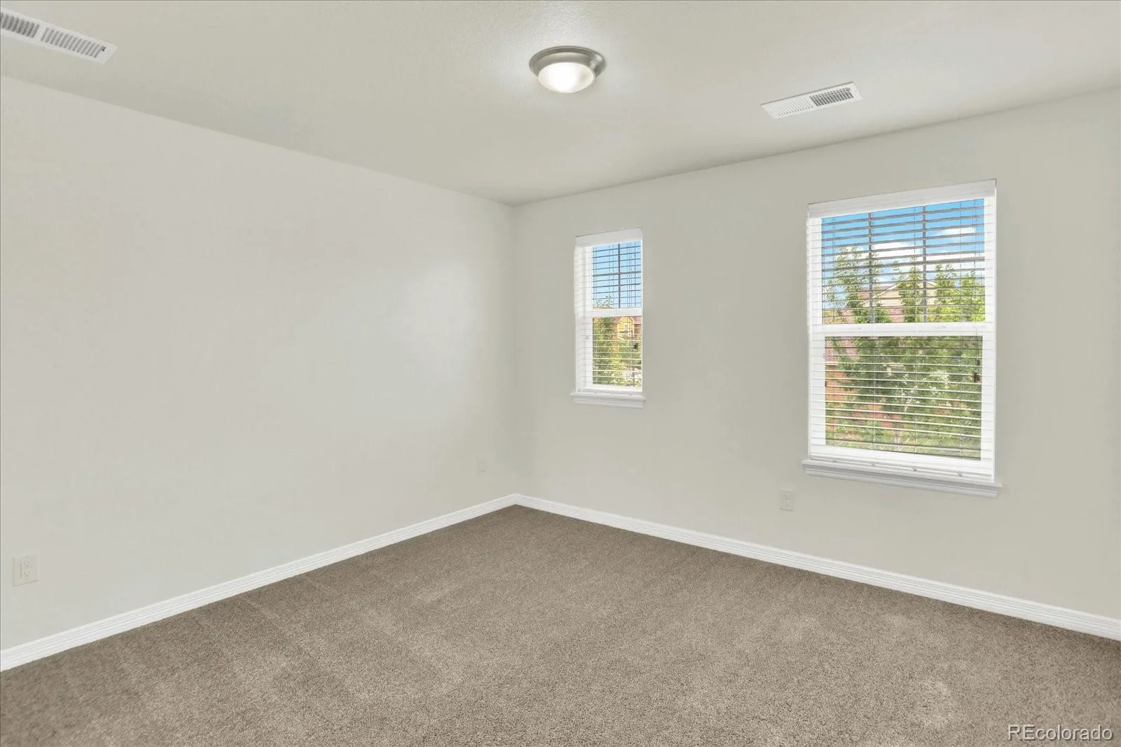 14822 Vienna Circle Parker CO 80134 MLS #REC4766885 07162026224716 1600 23