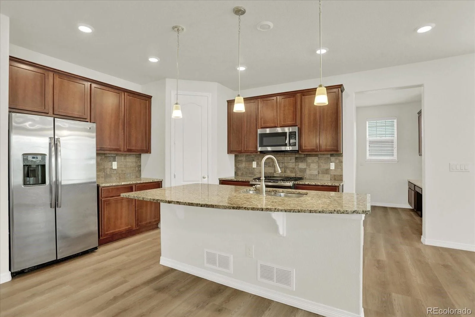 14822 Vienna Circle Parker CO 80134 MLS #REC4766885 07162026224716 1600 3