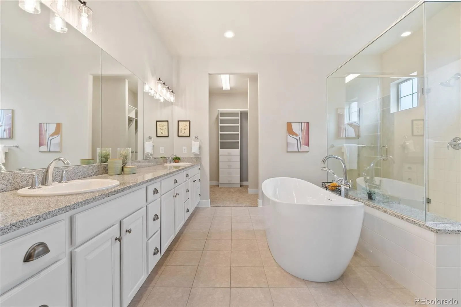 27620 E Lakeview Drive Aurora CO 80016 MLS #REC4770005 05282026014856 1600 24