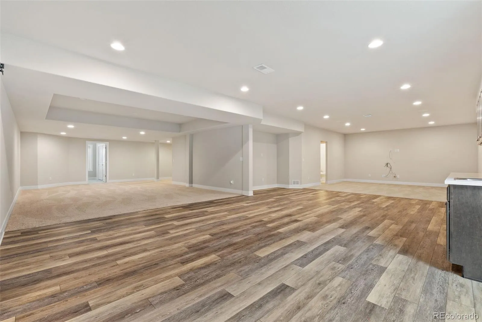 27620 E Lakeview Drive Aurora CO 80016 MLS #REC4770005 05282026014856 1600 31