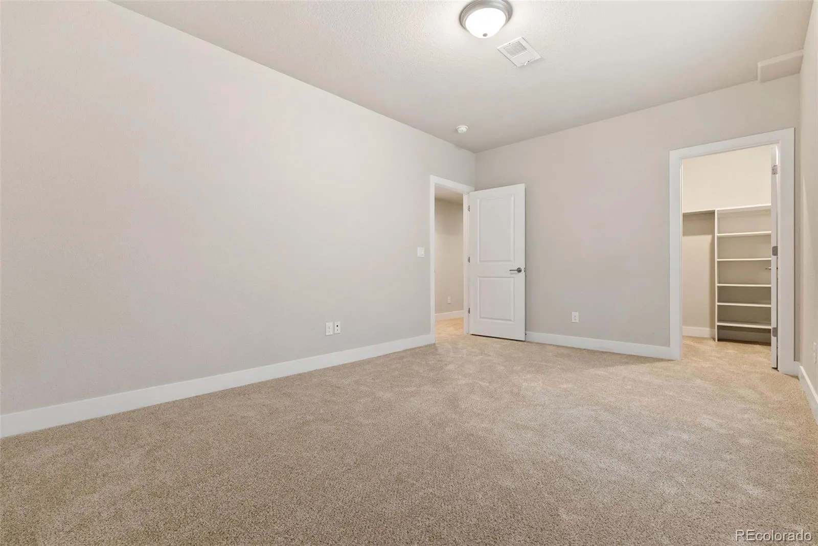 27620 E Lakeview Drive Aurora CO 80016 MLS #REC4770005 05282026014856 1600 36